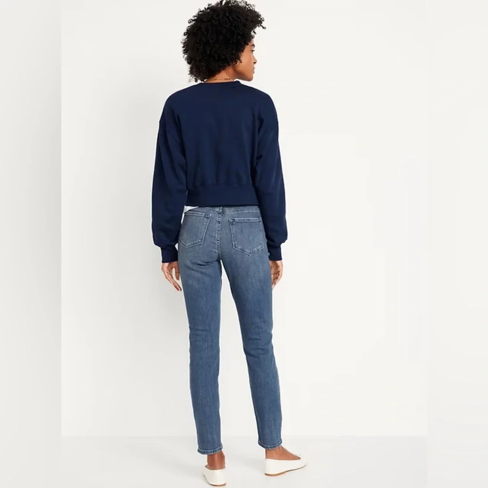 Old Navy High-Waisted Wow Straight Ankle Jeans